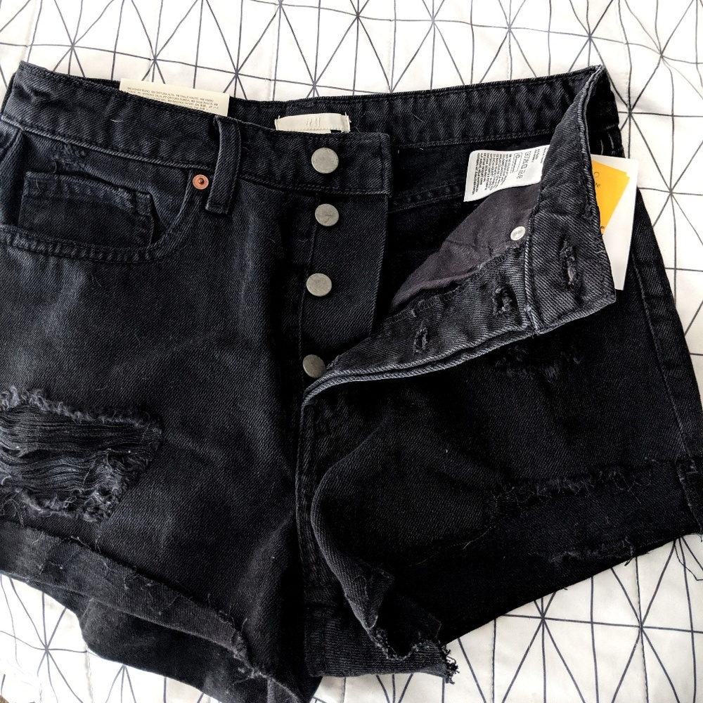 NWT Distressed High Rise Shorts